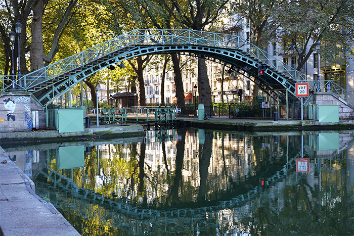 pont canal saint martin paris