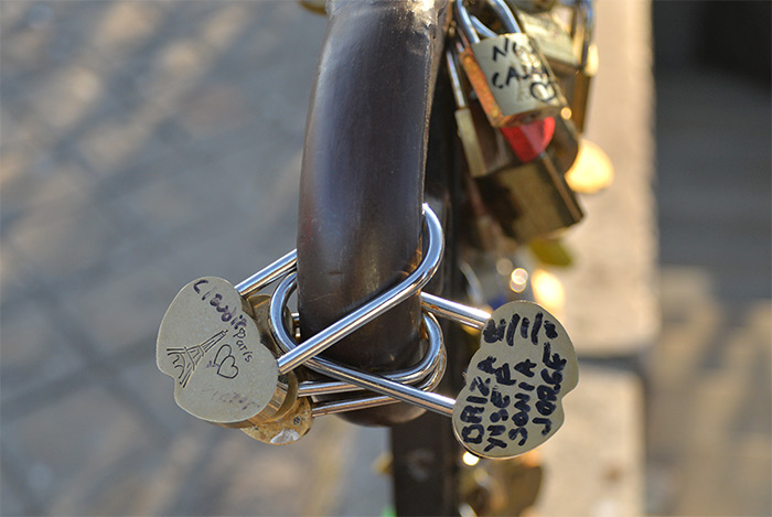 love padlocks paris