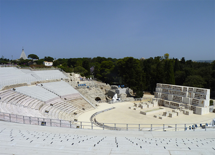 syracuse neapolis theatre romain
