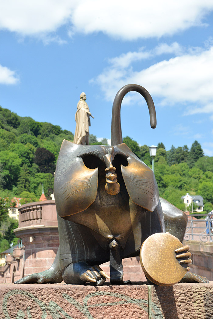 heidelberg statue sculpture singe