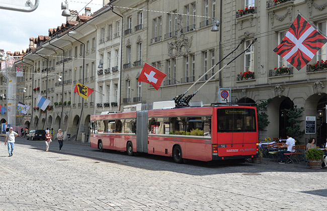 berne suisse autobus rouge