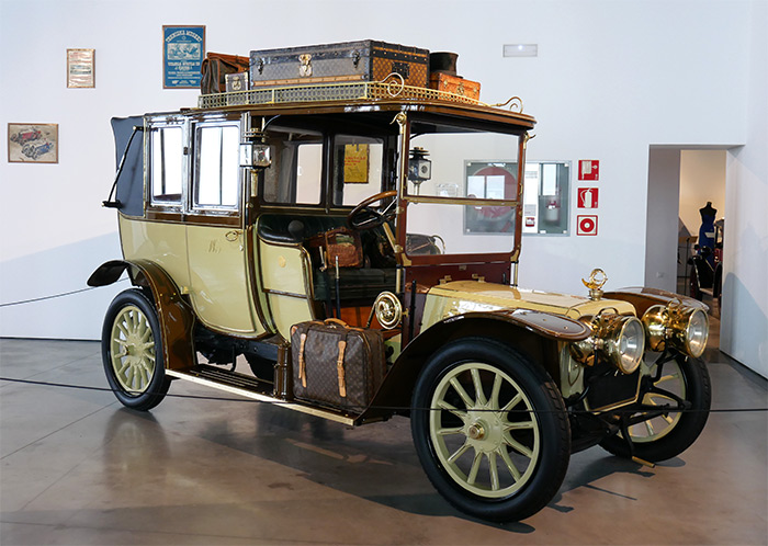 malaga musée automobile mode