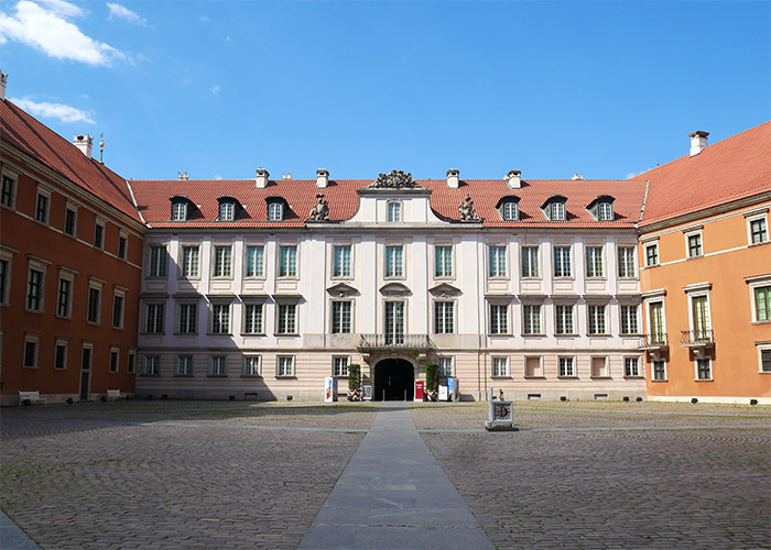 cour chateau royal varsovie