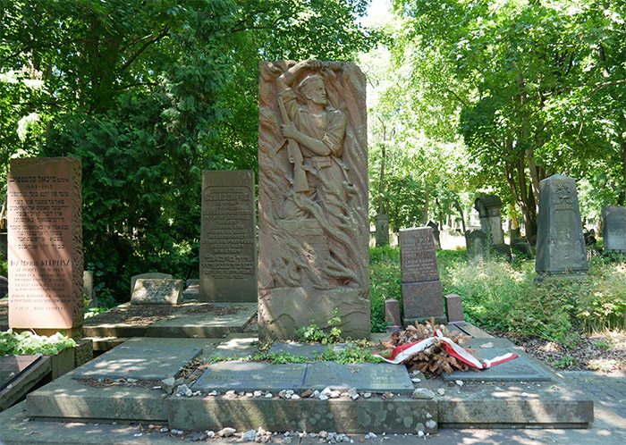 cimetière juif varsovie