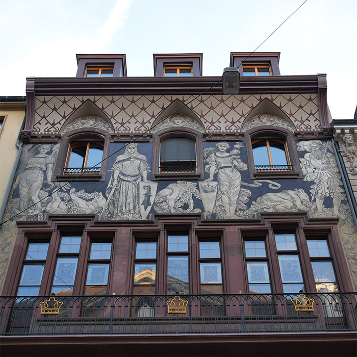 facade maison baroque bale
