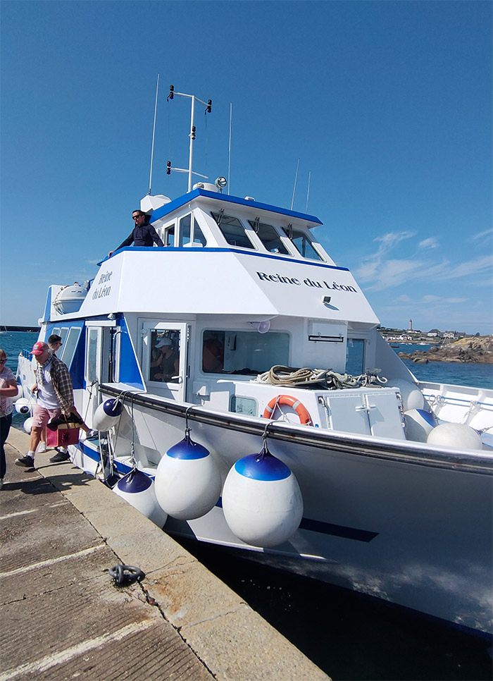 vedette ile batz bateau