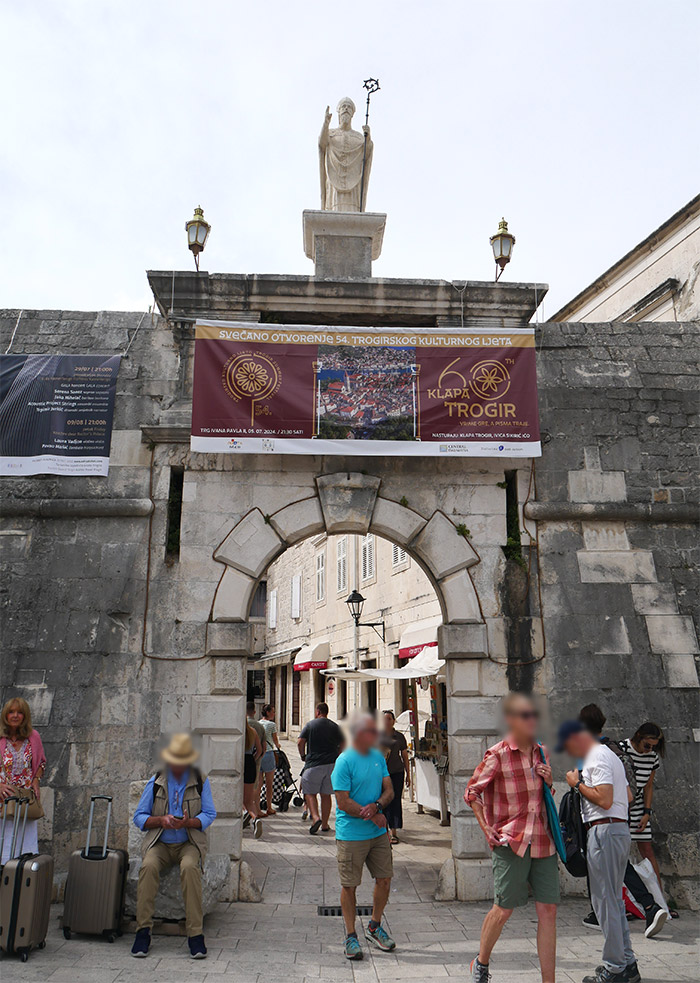 porte trogir croatie