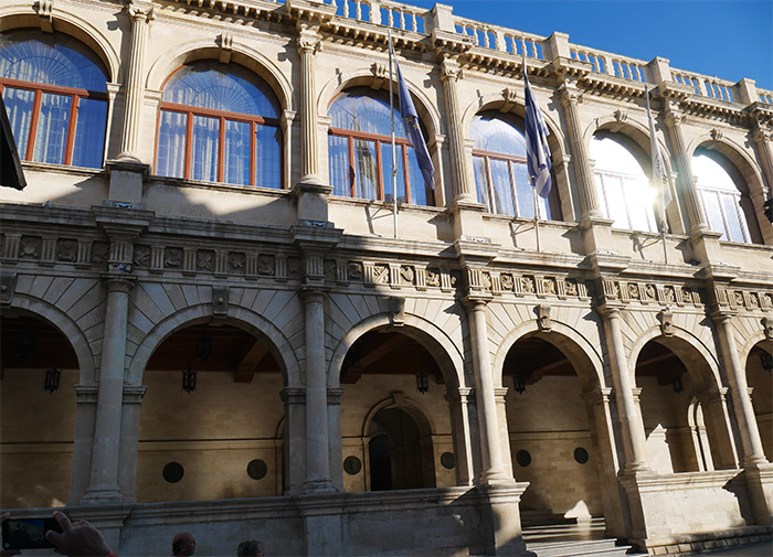 heraklion loggia crete