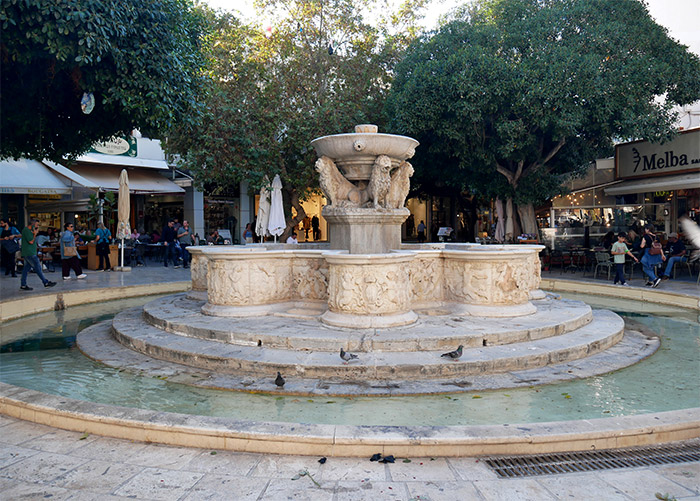 fontaine morosini heraklion
