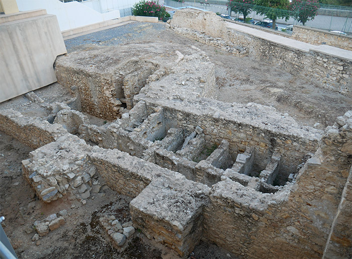 ruines monastère heraklion