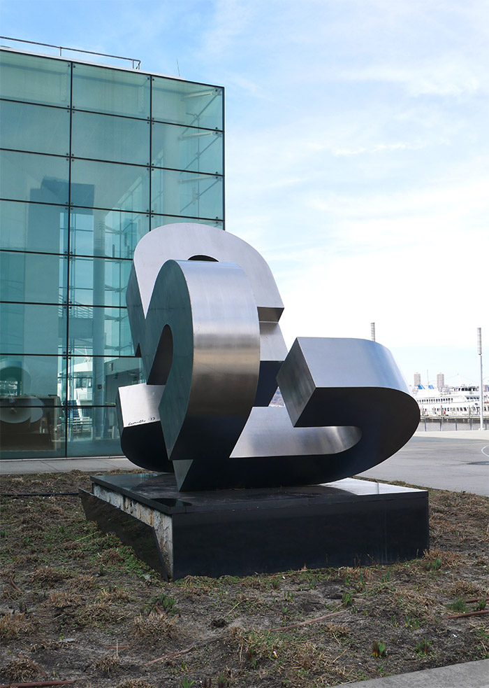 sculpture hudson river park new york