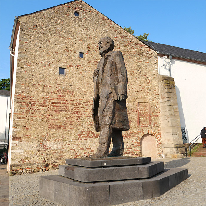 statue karl marx trèves allemagne