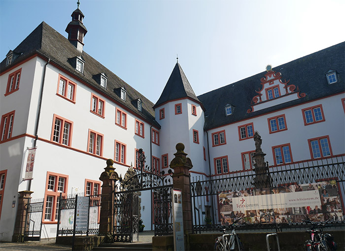 trèves ancienne université