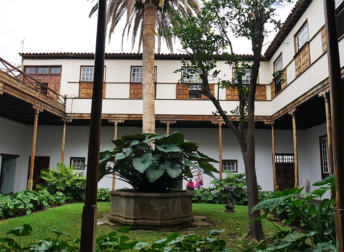 ancien couvent santo domingo puerto de la cruz