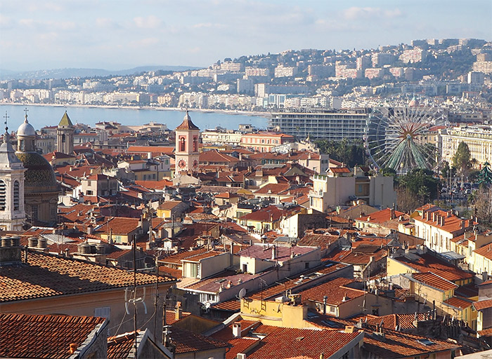 vue sur vieux Nice depuis colline château
