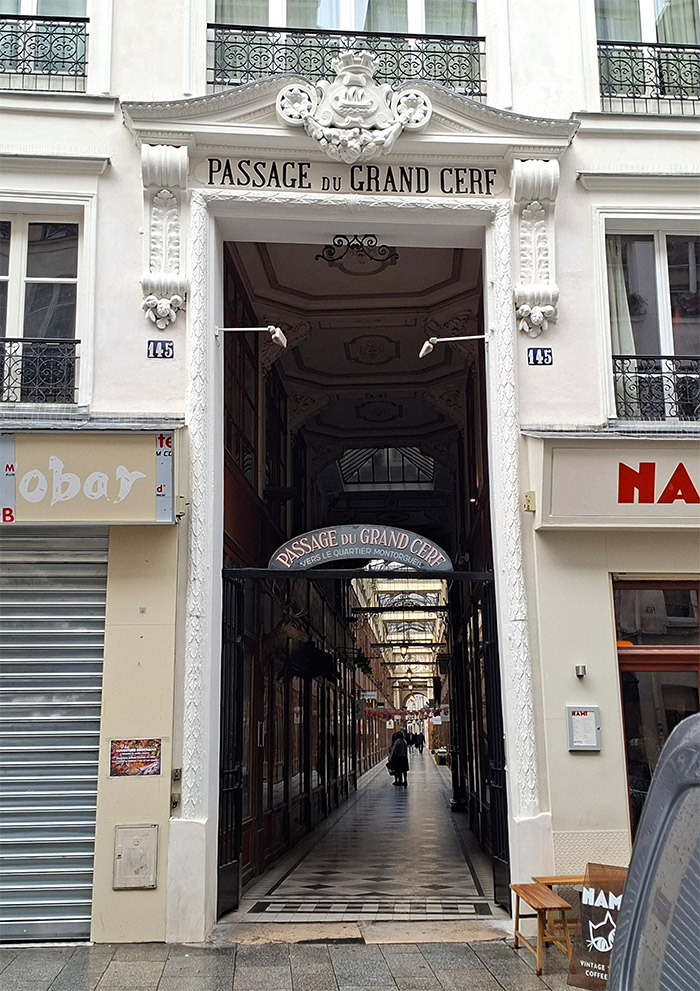 paris passage grand cerf